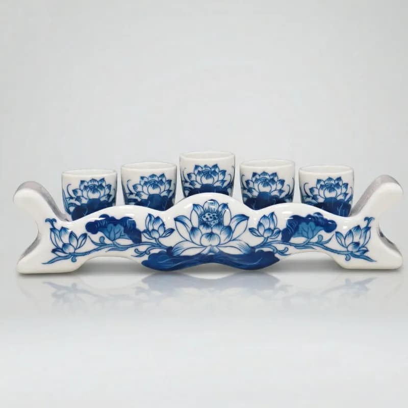 Kỷ ngai men LAM